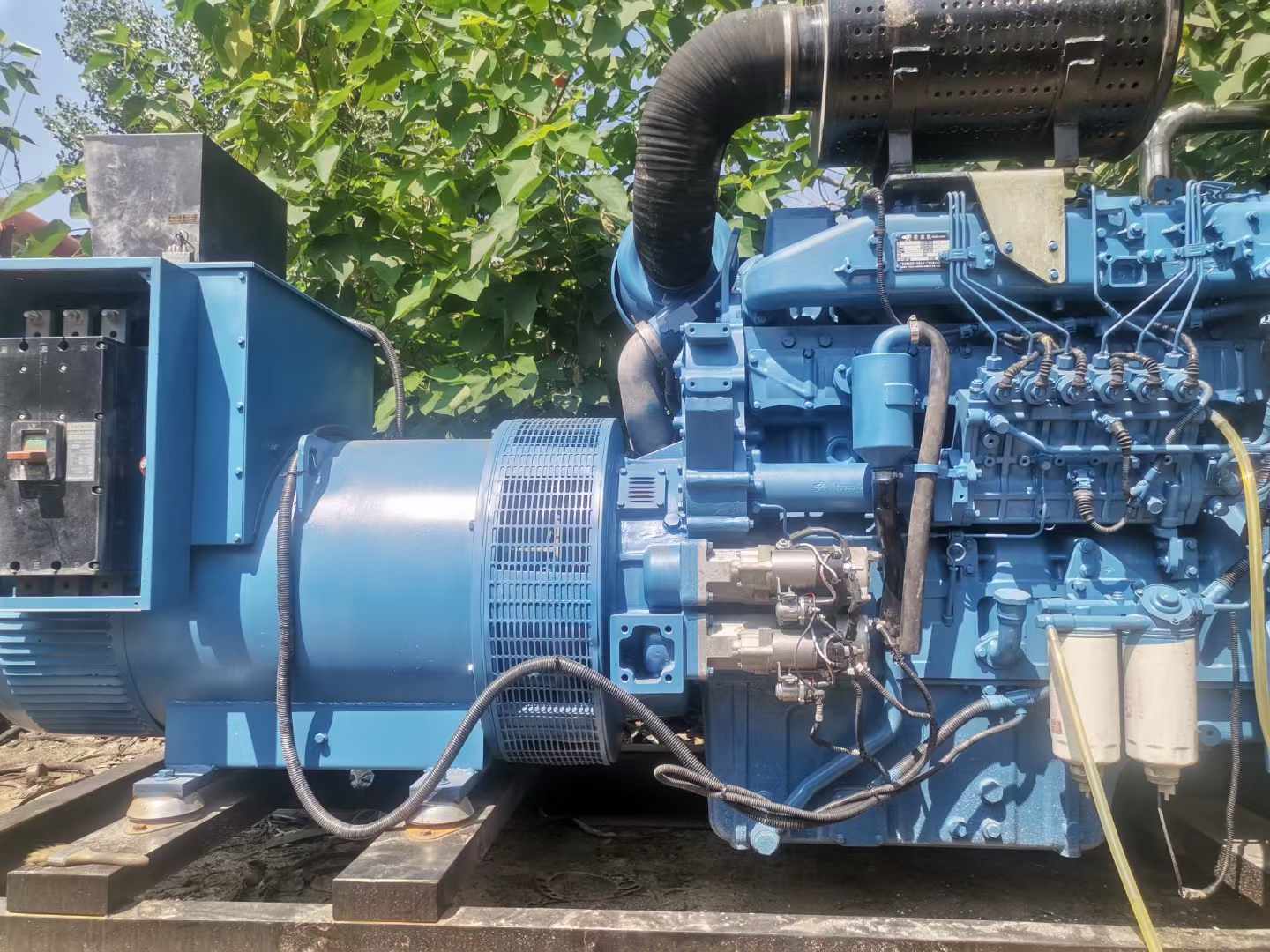 堆龙德庆详细说明降低 800kW 柴油发电机输出电流波动的方法