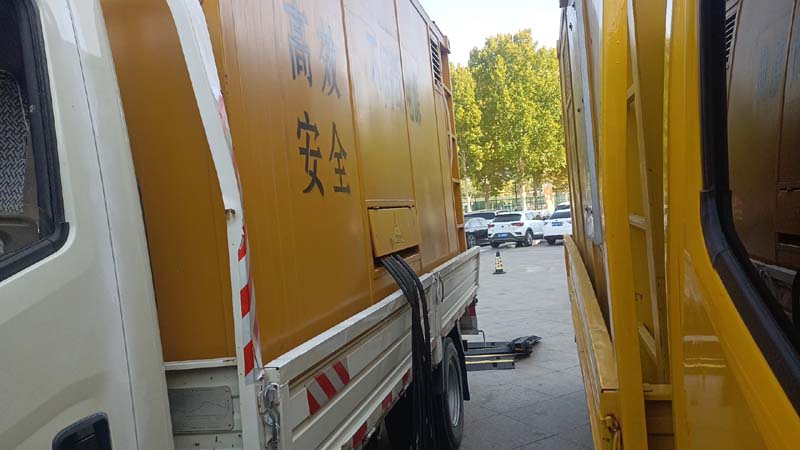 堆龙德庆如何判断柴油发电机组和UPS电源的切换时间是否符合要求？
